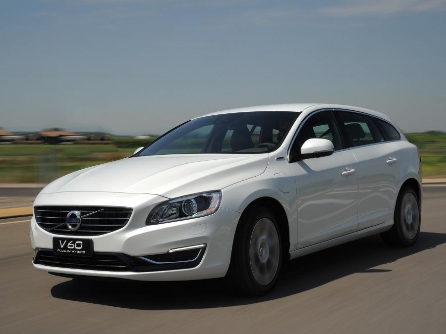  Volvo V60 D6 Plug-In Hybrid 2013 года  (фото 5 из 25)